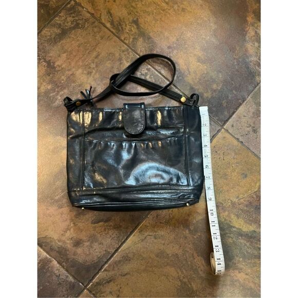 SAS Women’s Navy Leather Shoulder Purse - Picture 12 of 12